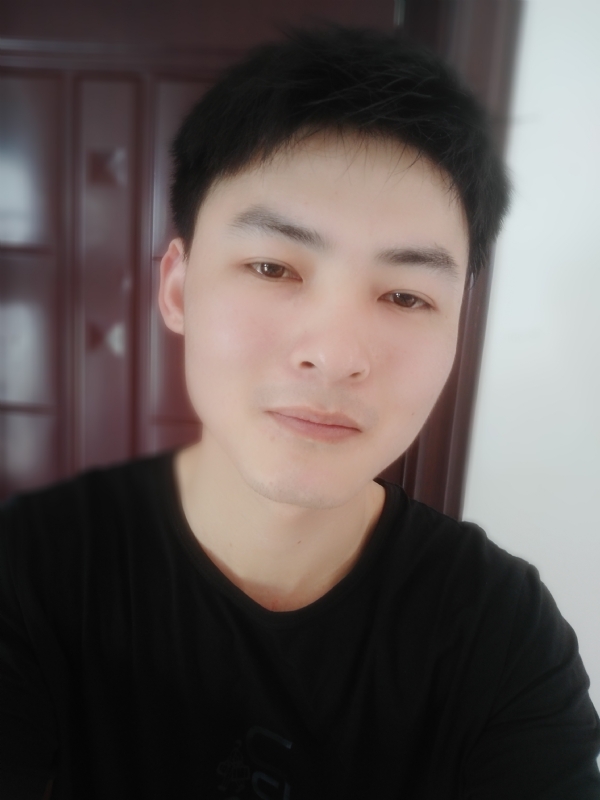 小情绪)っ的第一张照片--揭阳相亲服务中心