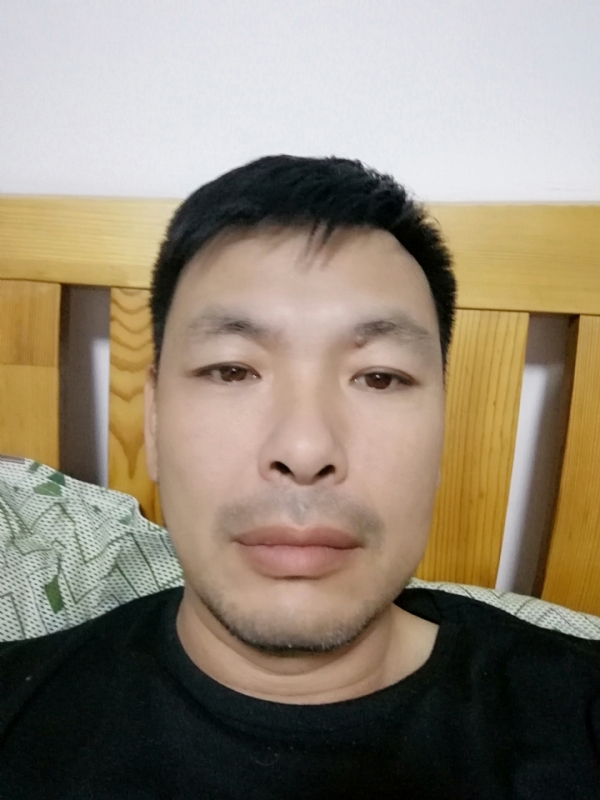 不爱当牛的第一张照片--揭阳相亲服务中心