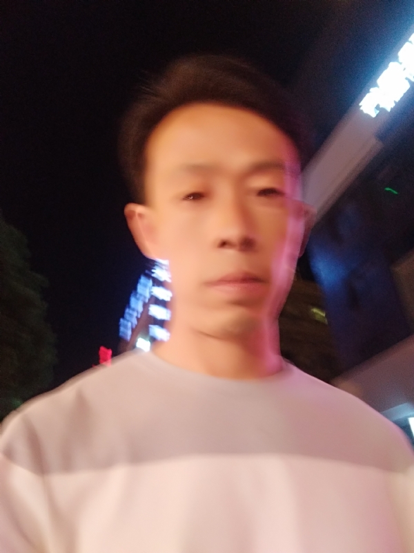 找个人来爱的第一张照片--揭阳相亲服务中心