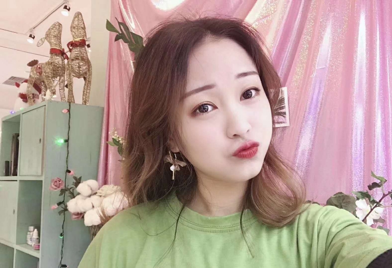 罗兰的第二张照片--揭阳相亲服务中心
