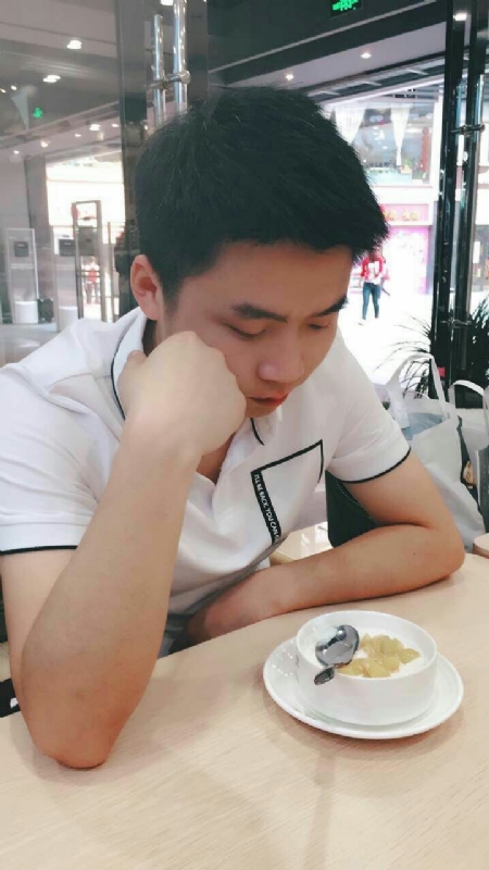 情绪的第一张照片--揭阳相亲服务中心