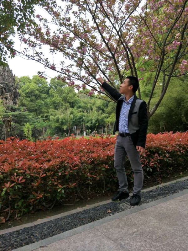 坦诚的第一张照片--揭阳相亲服务中心