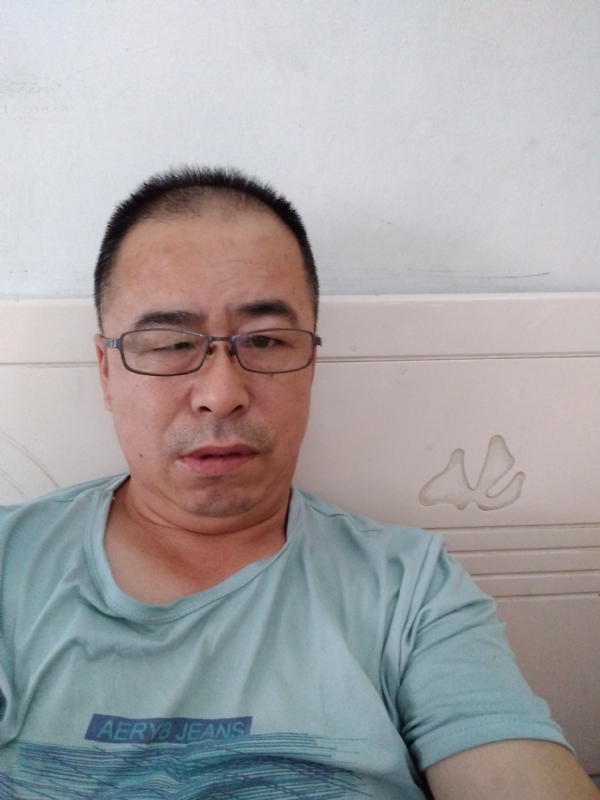 大叔的第一张照片--揭阳相亲服务中心