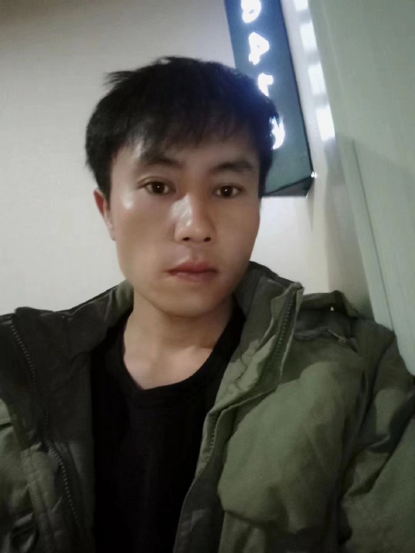 槑头槑脑的第一张照片--揭阳相亲服务中心