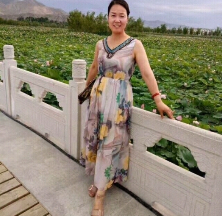红叶的第一张照片--揭阳相亲服务中心