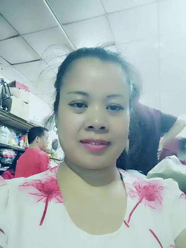 把自己当宝贝的第一张照片--揭阳相亲服务中心