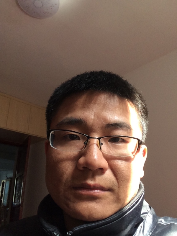 余浩浩的第一张照片--揭阳相亲服务中心