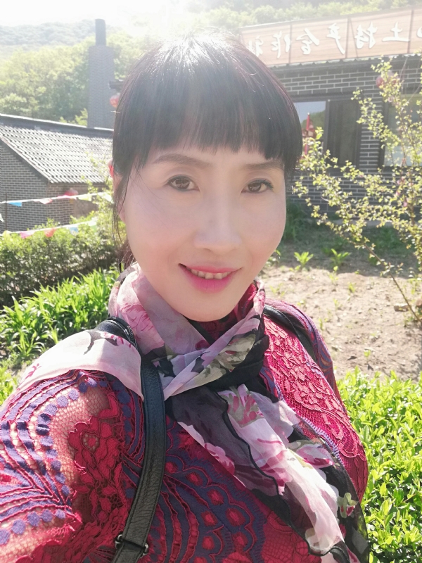 艳阳高照的第一张照片--揭阳相亲服务中心
