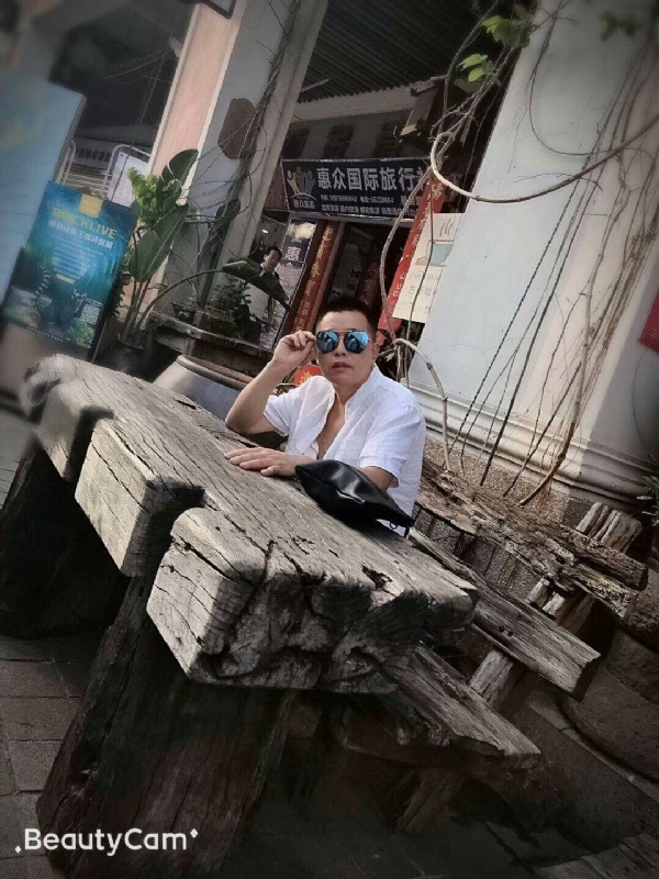 啊东的第一张照片--揭阳相亲服务中心