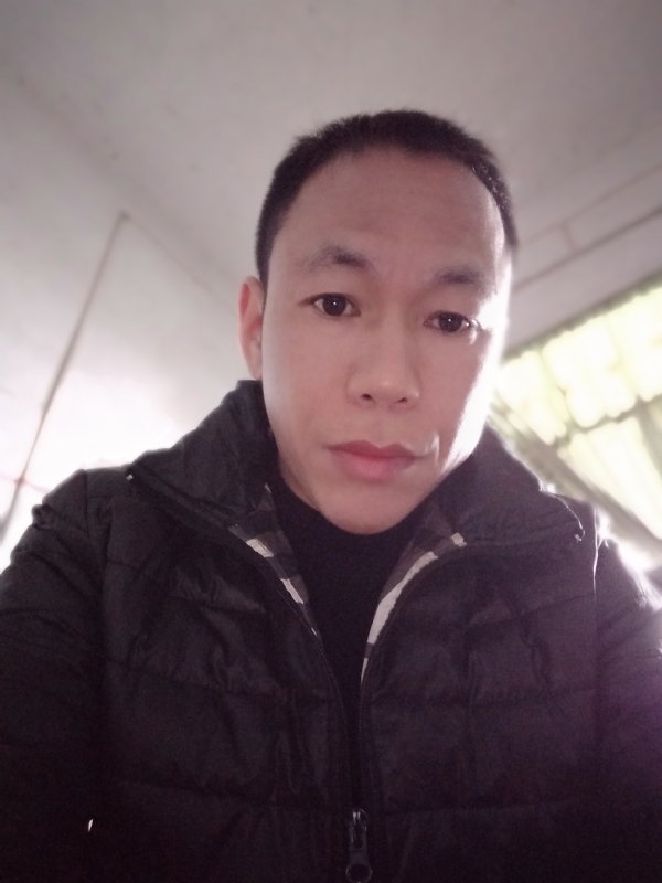相信真爱的第一张照片--揭阳相亲服务中心