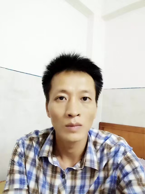 流年未亡的第一张照片--揭阳相亲服务中心