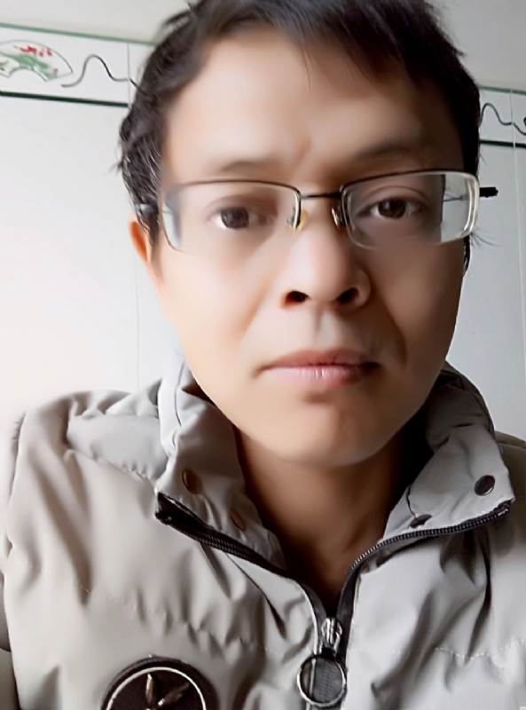 小吴的第一张照片--揭阳相亲服务中心