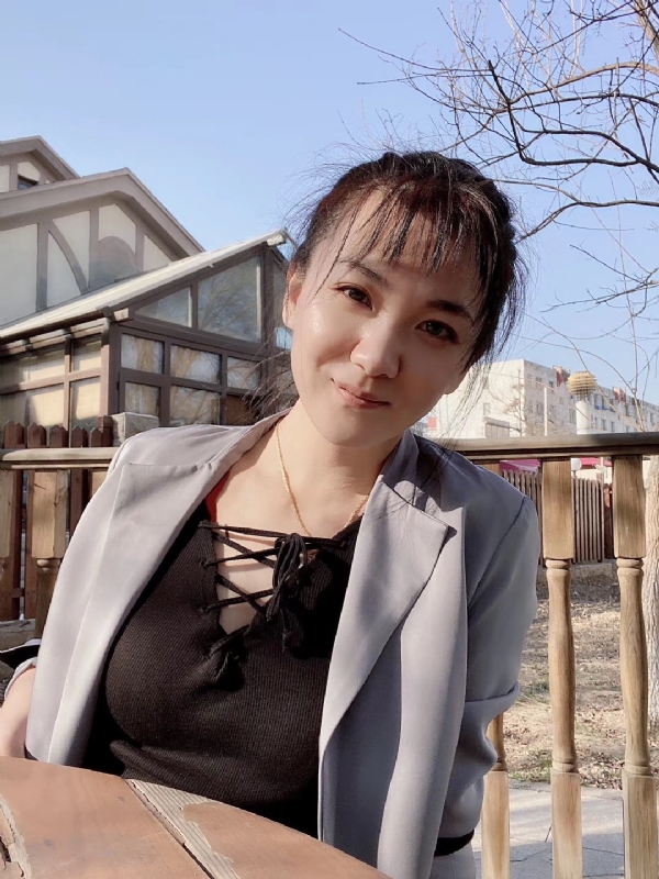 包容的第三张照片--揭阳相亲服务中心