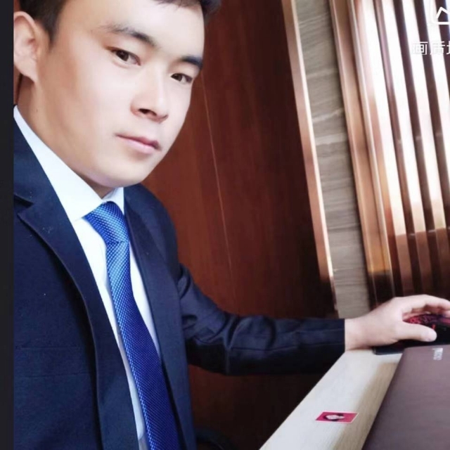 会哭的幸福的第一张照片--揭阳相亲服务中心