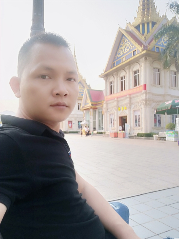 漂泊者的第一张照片--揭阳相亲服务中心