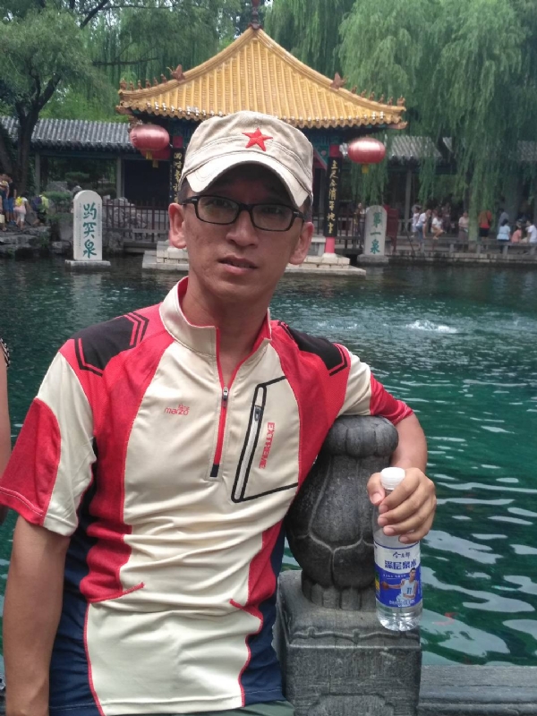 晓峰的第一张照片--揭阳相亲服务中心