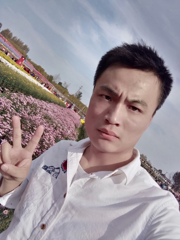 心碎无痕的第二张照片--揭阳相亲服务中心