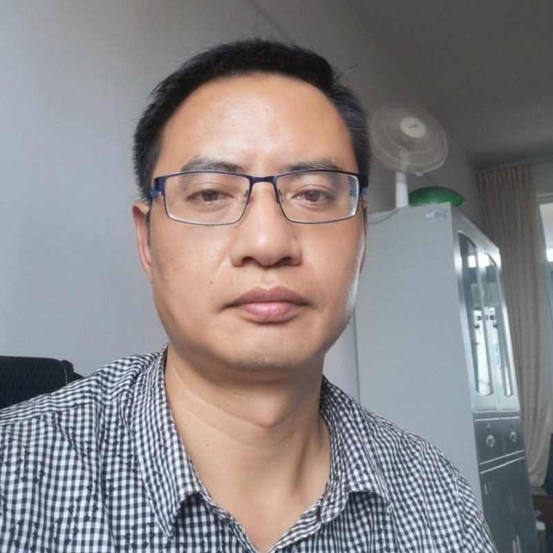 深情久伴的第一张照片--揭阳相亲服务中心