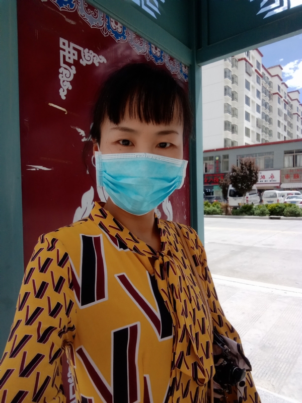 月儿的第二张照片--揭阳相亲服务中心