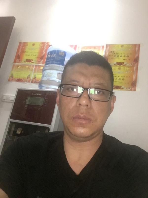 牵手的第一张照片--揭阳相亲服务中心