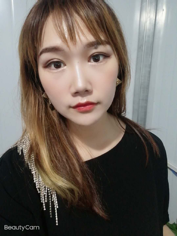 艾薇的第四张照片--揭阳相亲服务中心