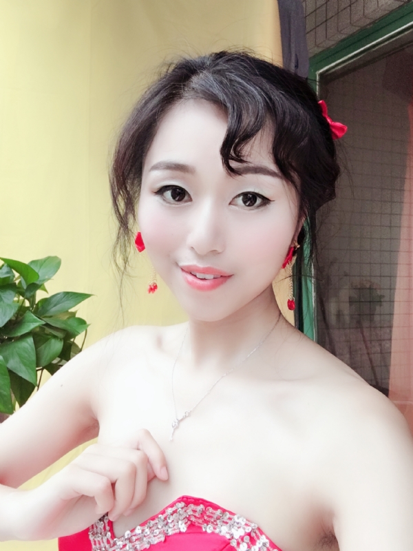 薇薇的第一张照片--揭阳相亲服务中心