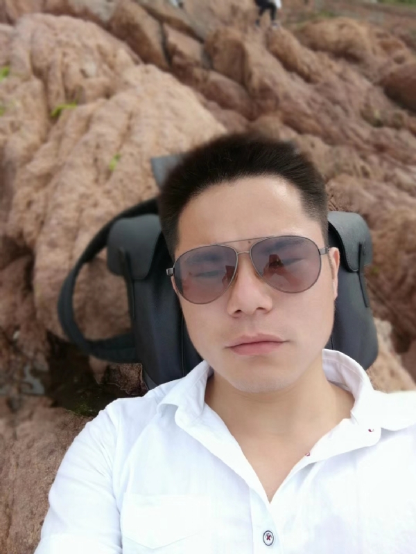 易听的第一张照片--揭阳相亲服务中心