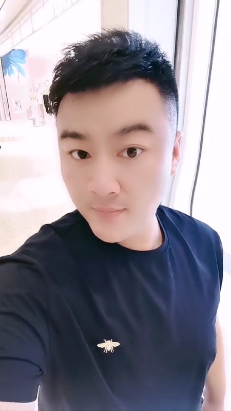 微风徐徐的第一张照片--揭阳相亲服务中心