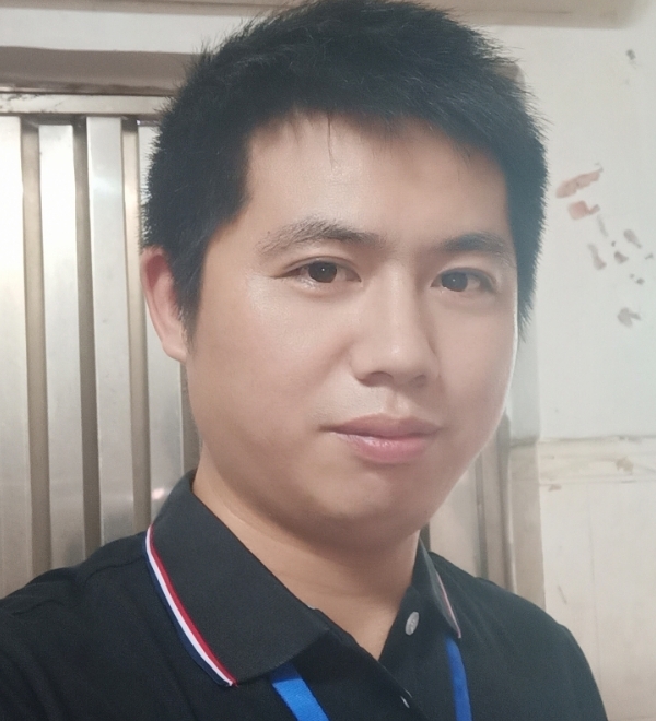 单身奶爸的第一张照片--揭阳相亲服务中心