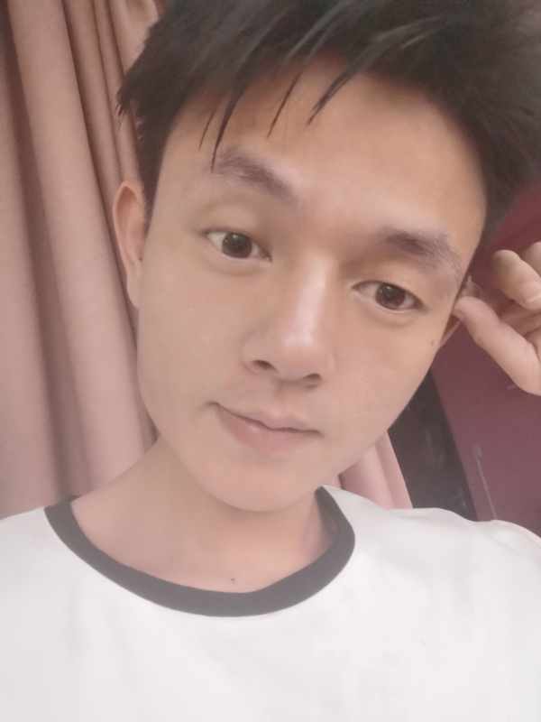 一一得一的第一张照片--揭阳相亲服务中心