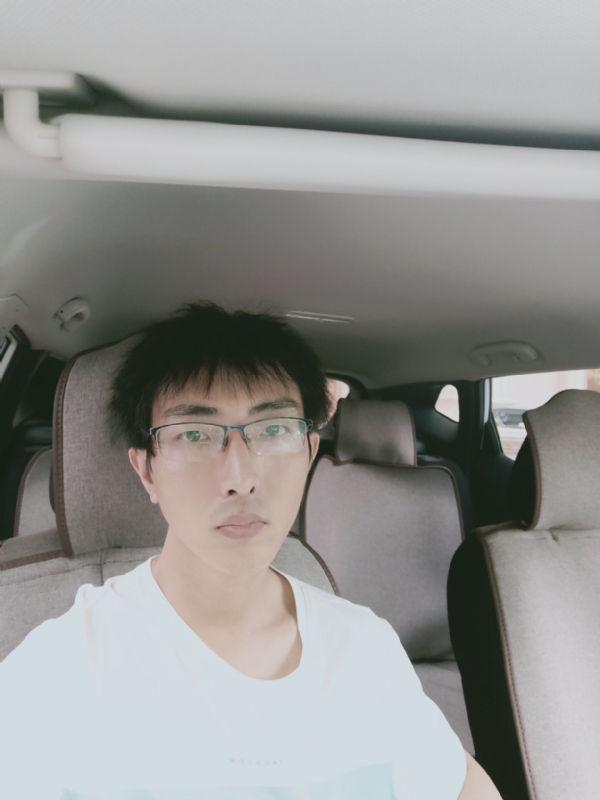 阳光大男孩的第一张照片--揭阳相亲服务中心