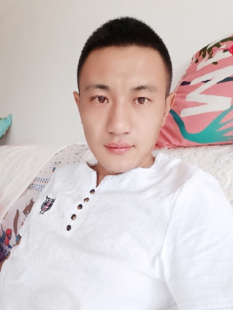 海阔天空的第一张照片--揭阳相亲服务中心