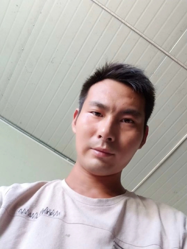 快乐肥宅水的第一张照片--揭阳相亲服务中心