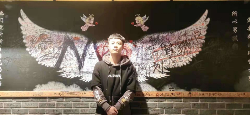 水彩画师的第一张照片--揭阳相亲服务中心