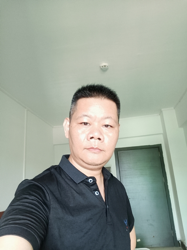 XAUXU的第一张照片--揭阳相亲服务中心