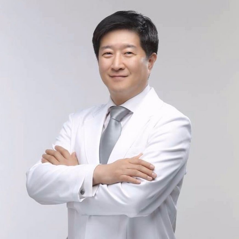 王伟的第四张照片--揭阳相亲服务中心