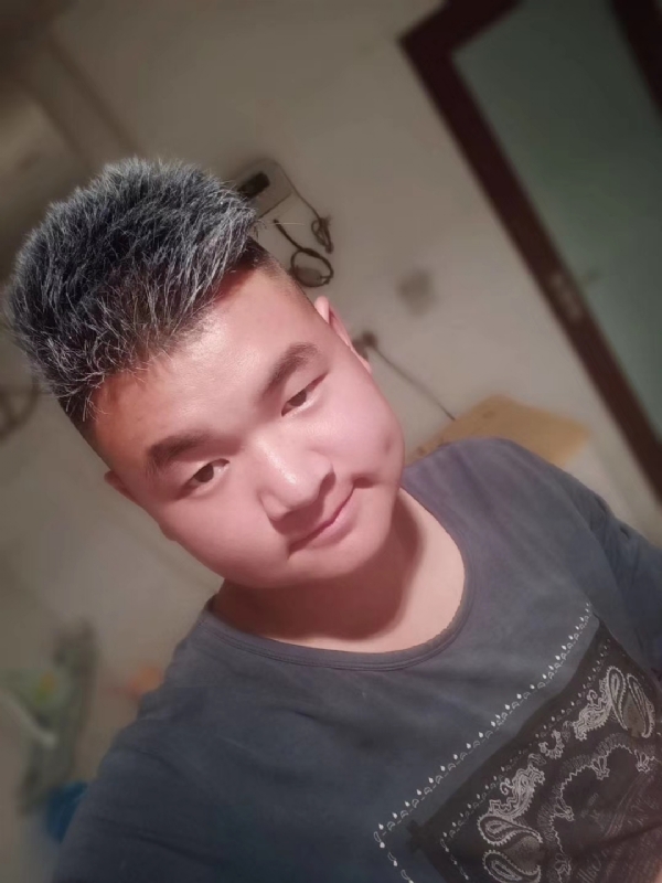 李子木的第二张照片--揭阳相亲服务中心