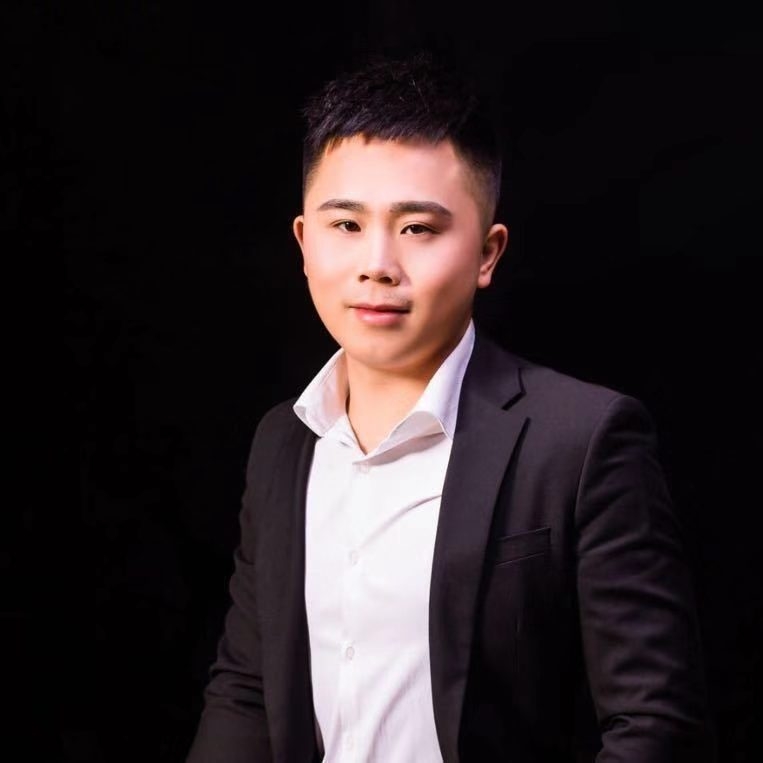 只欠东风的第一张照片--揭阳相亲服务中心