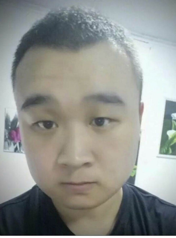 逆的第一张照片--揭阳相亲服务中心