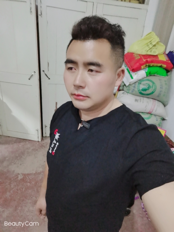 阿杰的第一张照片--揭阳相亲服务中心