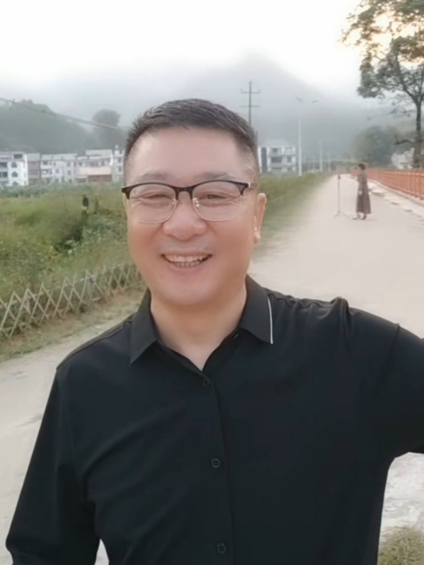 在這裡等你的第四张照片--揭阳相亲服务中心