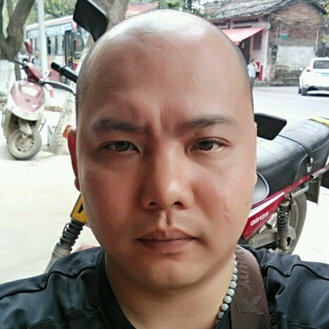 开心就好的第一张照片--揭阳相亲服务中心