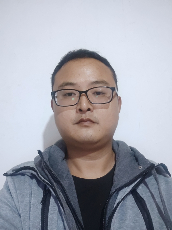爱在一瞬间的第一张照片--揭阳相亲服务中心
