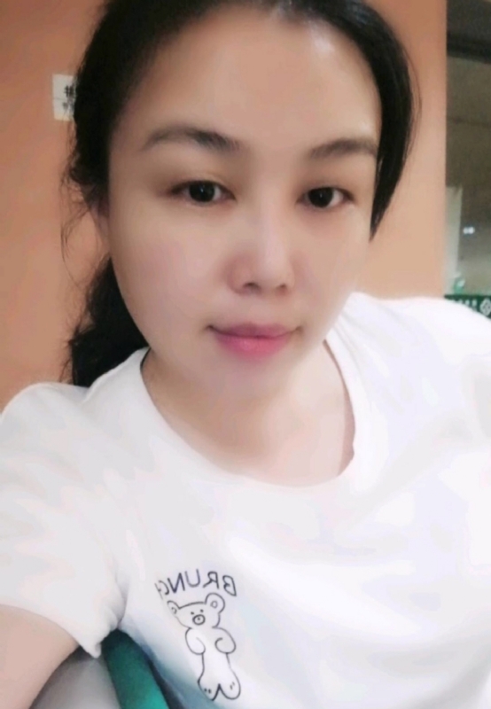 淡淡的云的第三张照片--揭阳相亲服务中心