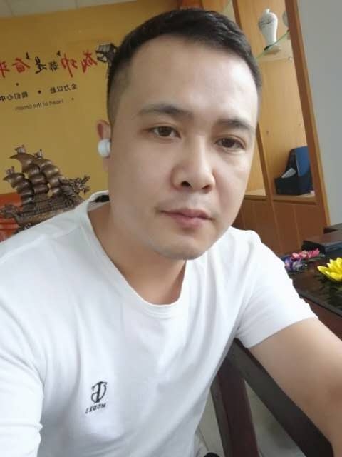 礼哥的第二张照片--揭阳相亲服务中心