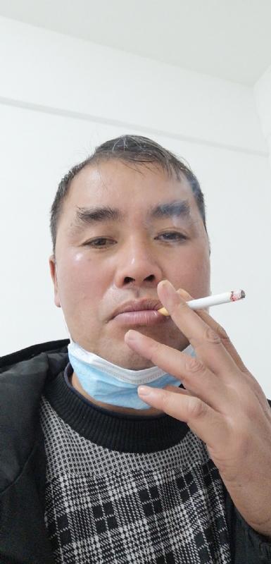 龙心的第一张照片--揭阳相亲服务中心