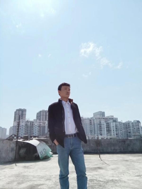 蓝色心情的第一张照片--揭阳相亲服务中心