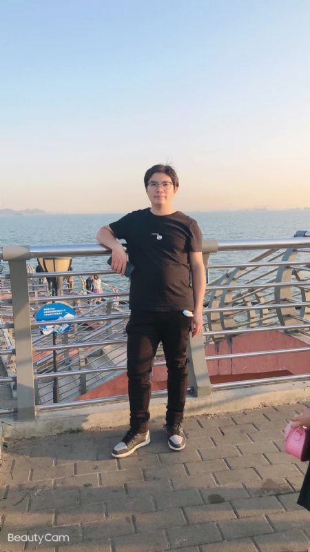 陆迅的第二张照片--揭阳相亲服务中心