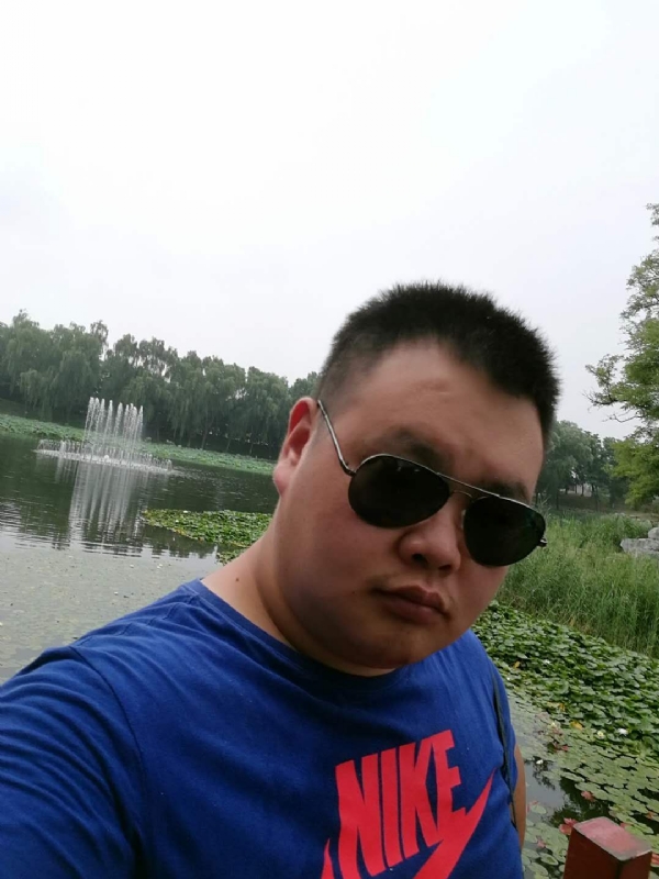 石头的第一张照片--揭阳相亲服务中心