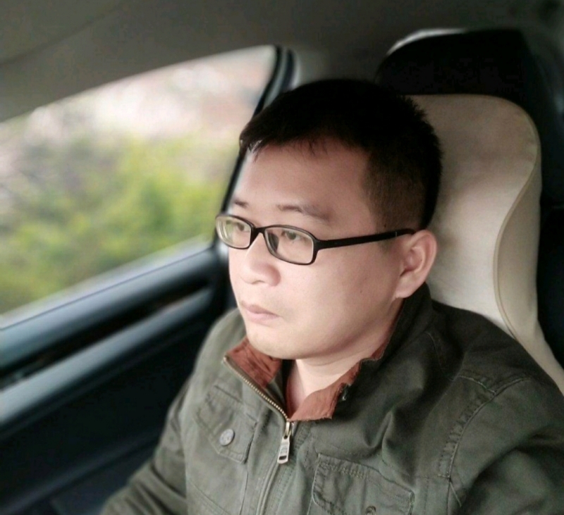 海风吹动你的心的第一张照片--揭阳相亲服务中心